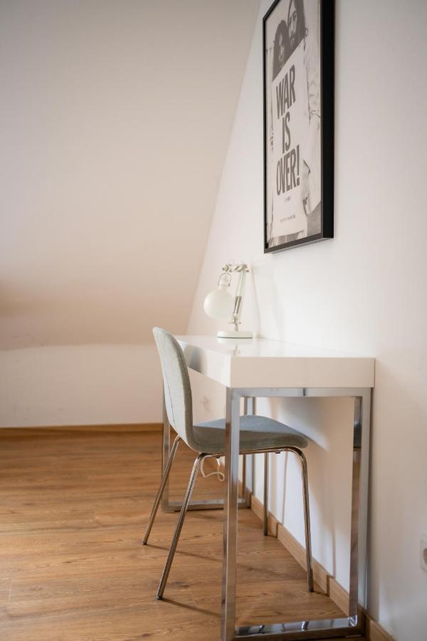 Old Town 2 Baths Apartment *