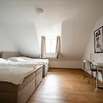 Top Old Town Apartment 2 Baths