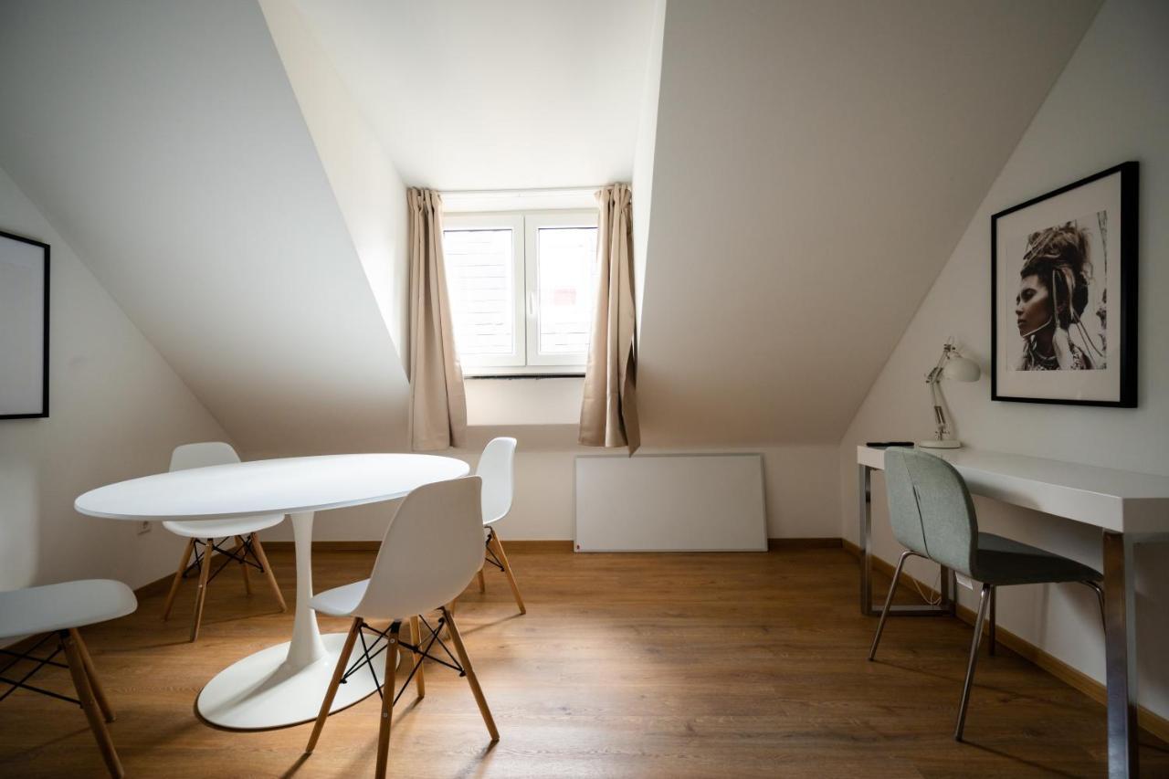 Old Town 2 Baths Apartment