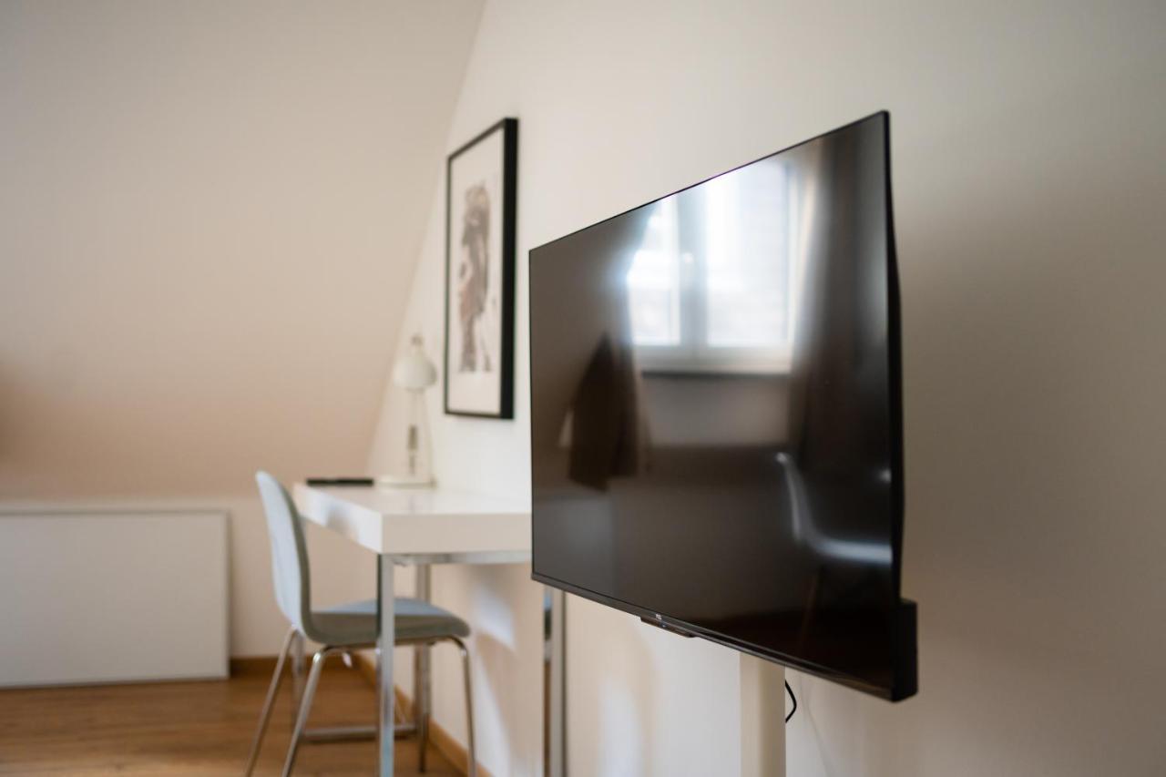 Old Town 2 Baths Apartment Düsseldorf